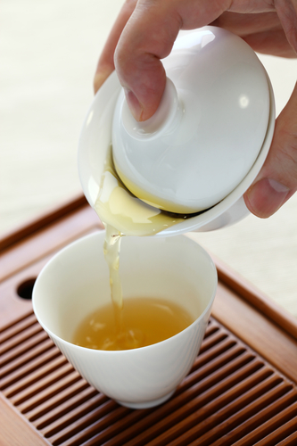 Jak przygotować zieloną, jaśminową herbatę - przedstawiamy 